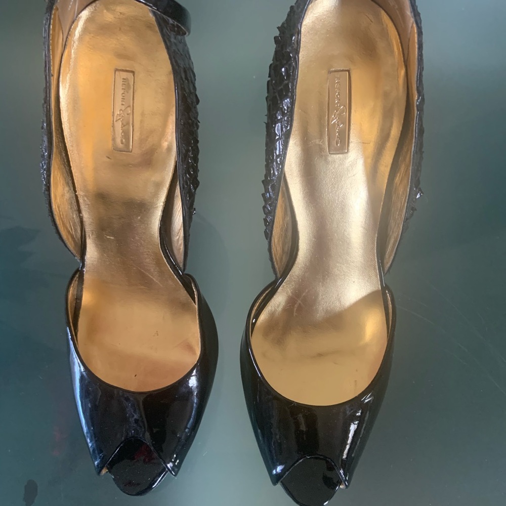 Beautiful Peep Toe shoes